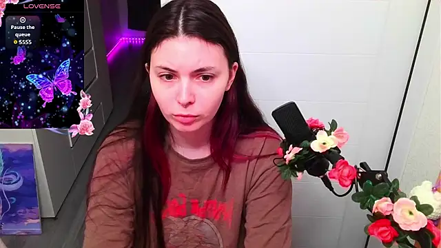 peachyness online show from March 22, 8:37 pm