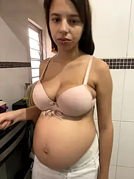 Mirella Oliveira online show from November 4, 8:36 pm