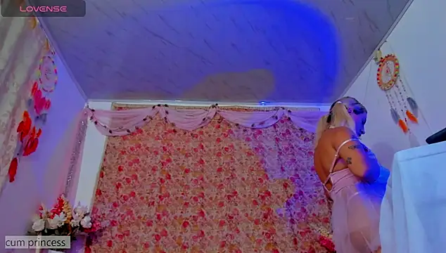 LadenRousseTs online show from November 22, 11:18 pm