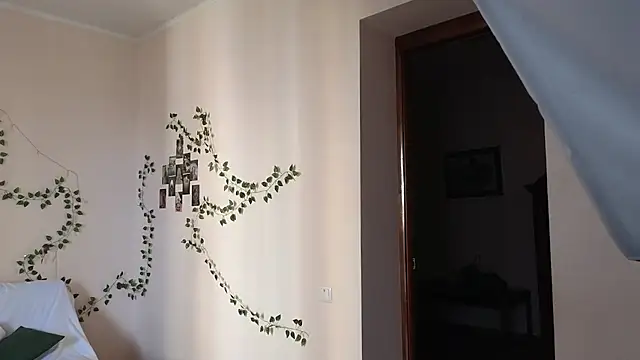 Lia Tito online show from September 15, 12:24 pm