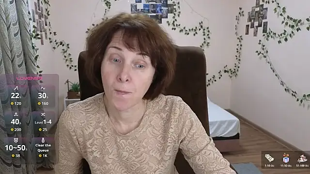 Lia Tito online show from November 20, 6:14 am