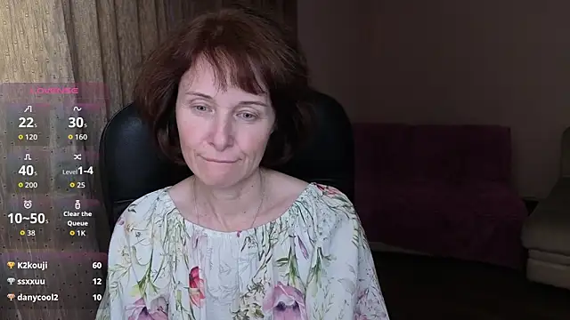 Lia Tito online show from November 26, 1:12 pm