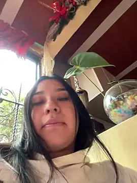 BELLAALEJA online show from December 15, 7:41 pm