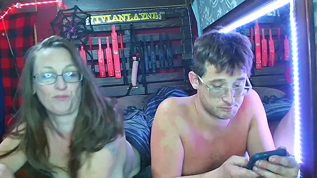 vivianlayne online show from November 4, 6:40 am