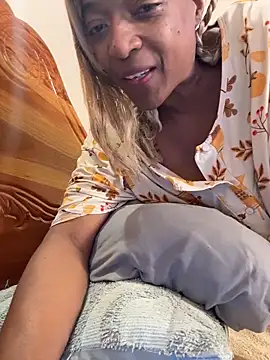 iriebusty online show from March 24, 6:57 pm