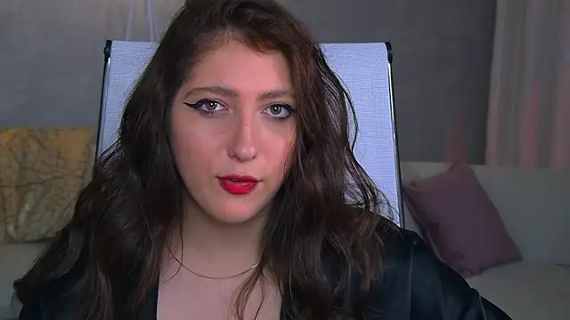 Mary Miiller online show from October 22, 11:37 am