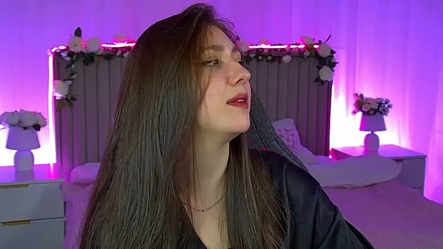 Mary Miiller online show from January 6, 8:07 am