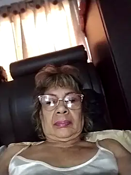 OliviaMorris1 online show from April 16, 12:27 pm