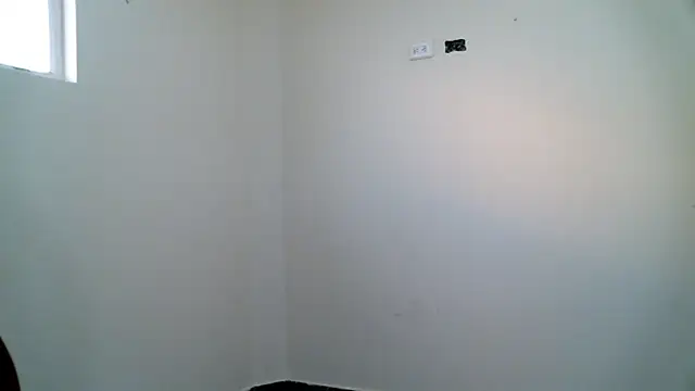 Snapshot of Monserrat_Sweet chatting on October 4, 10:36 pm Monserrat Sweet online show from October 4, 10:36 pm