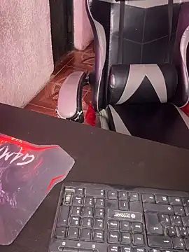 valen1891 online show from December 19, 5:21 am