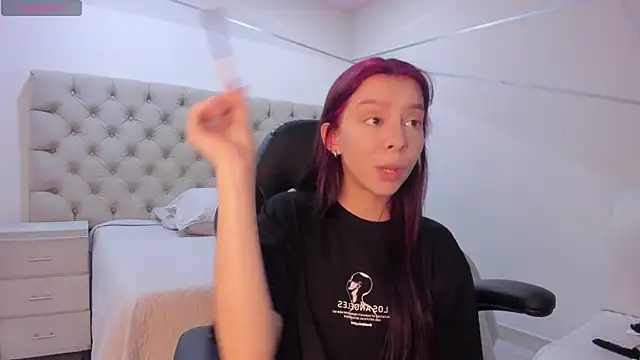 CleoWhite online show from October 31, 8:02 pm