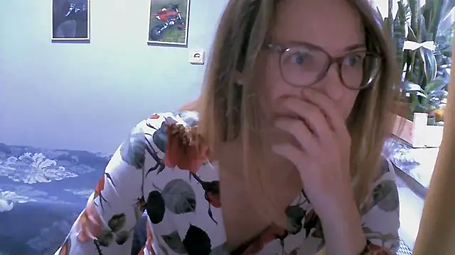 SEA Dream online show from November 18, 5:52 am