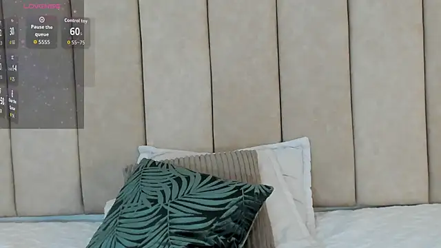  Zahiira  online show from November 8, 12:21 pm