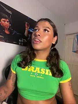 cam11 07 online show from March 29, 11:37 pm