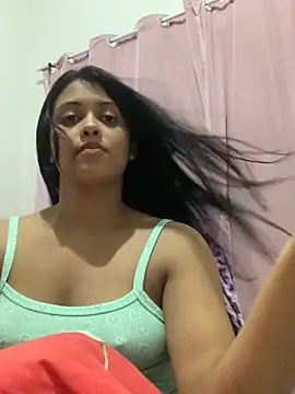 Snapshot of afroditii chatting on October 13, 11:51 pm afroditii online show from October 13, 11:51 pm