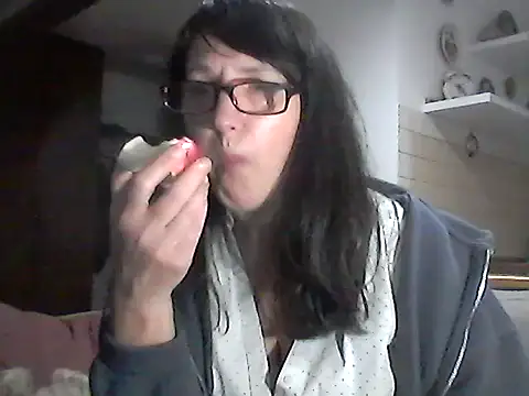 Elena48324 online show from March 13, 7:26 pm