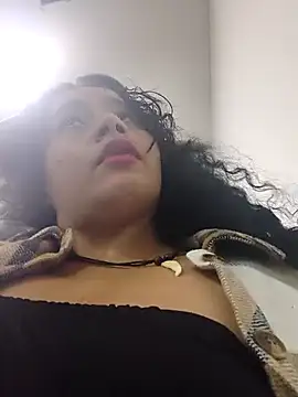 Yaya watson online show from April 15, 9:04 pm