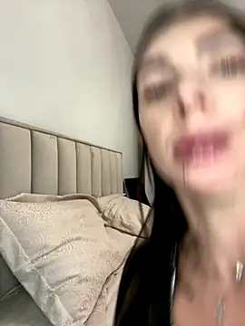 AmandaStoun online show from October 8, 5:17 pm