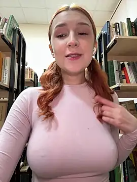 katexxxx online show from April 5, 6:18 pm