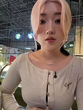 winter11 online show from January 11, 1:43 am