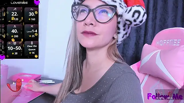 TilaTequila 15 online show from December 15, 3:50 pm