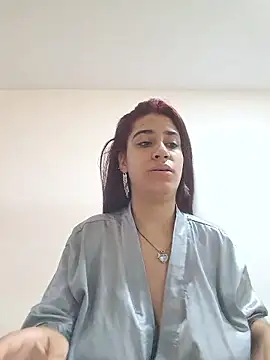 Samantha hotly online show from January 17, 1:40 pm