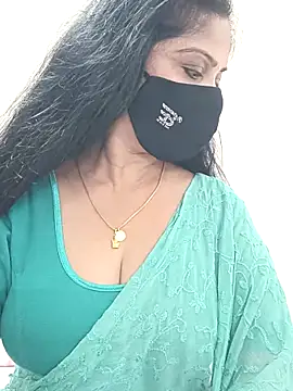 shivani27 online show from April 15, 8:09 pm