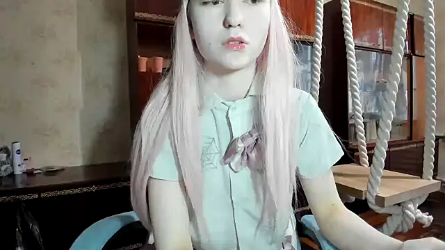 kioshi kiss online show from November 12, 1:09 pm