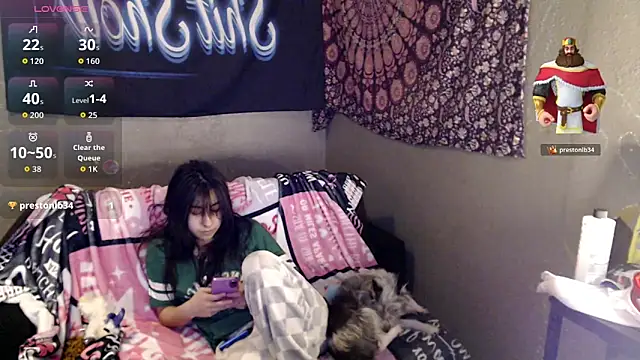 London Ray online show from April 11, 8:56 pm