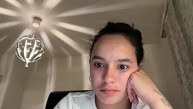 Maia Park online show from April 11, 8:56 pm