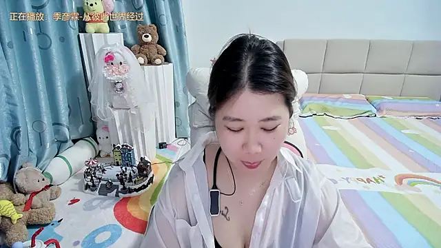 Onlyxixi online show from May 4, 1:04 pm