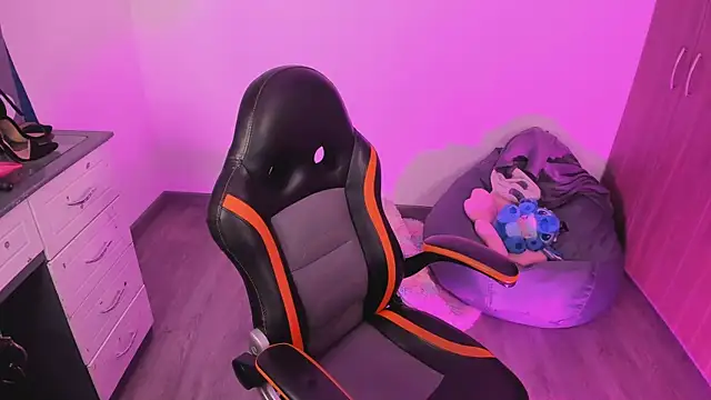 Snapshot of Verolake chatting on October 17, 7:17 pm Verolake online show from October 17, 7:17 pm