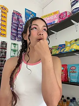 Camilla Miller01 online show from April 27, 7:33 pm