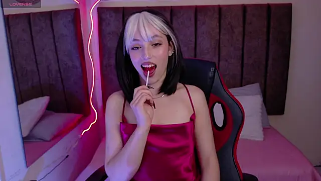 Megan  cole1 online show from September 23, 4:43 am