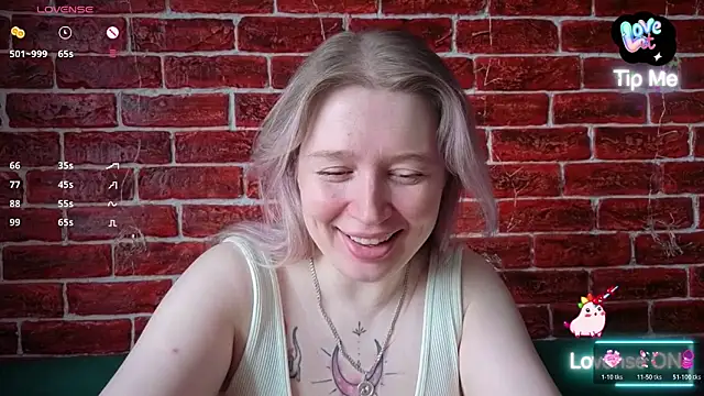 CitrusBlissss online show from March 31, 2:22 am