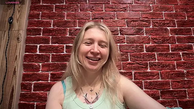 CitrusBlissss online show from November 22, 2:47 am