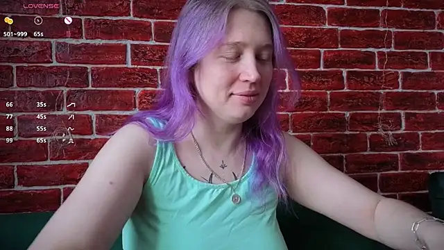 CitrusBlissss online show from March 5, 3:02 am