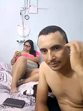 miroqui143 online show from November 27, 12:24 am