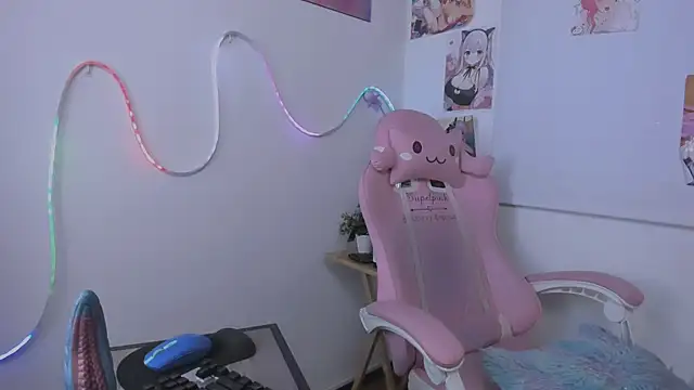 mahina01 online show from September 20, 5:11 pm