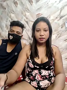 hornyzinia123 online show from November 9, 2:29 am