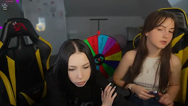 VivianSweet  online show from April 9, 10:31 am