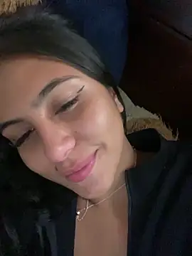 Snapshot of Sarahcutexoxox chatting on September 15, 10:17 pm Sarahcutexoxox online show from September 15, 10:17 pm