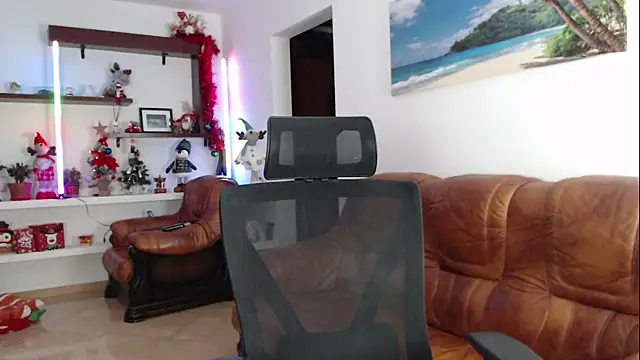 HeavenAva online show from December 23, 5:11 am