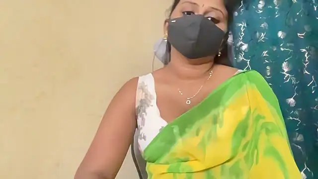 Pavani-Sexy online show from May 31, 6:20 pm