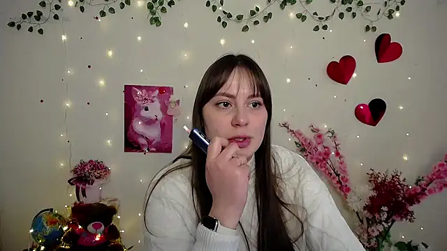 Amanda Bright  online show from February 16, 11:10 am