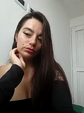 Demy Rhoades online show from February 2, 3:33 pm