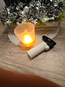 Ungi8961 online show from December 2, 6:54 pm