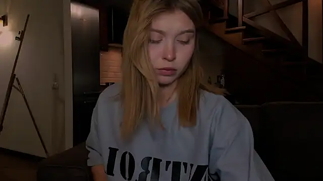 VanillaLivitski online show from November 24, 1:24 pm