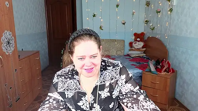 Audrey Aura online show from September 15, 5:38 am