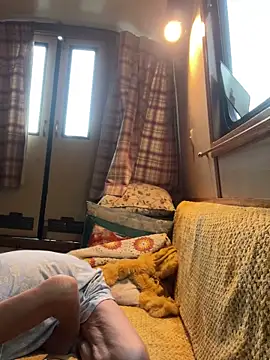 ladyboatlady online show from October 16, 7:00 am